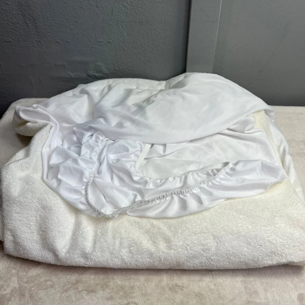 SafeRest Mattress Protector Pad Twin XL White College Dorm Essential